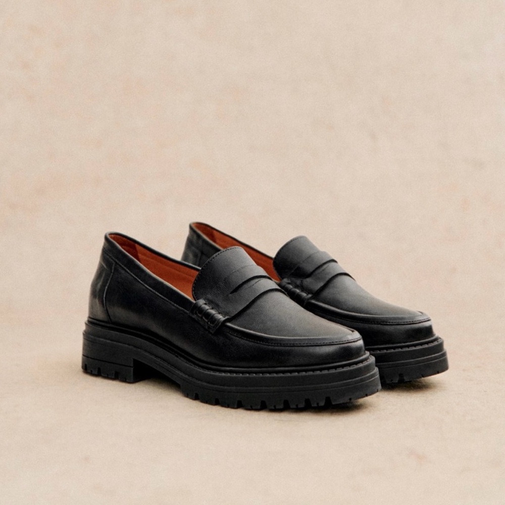 Sézane Black Leather Loafers